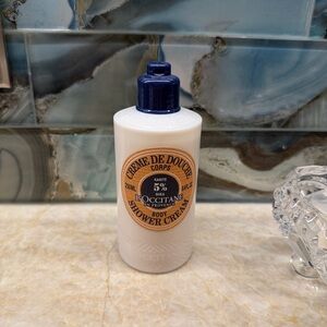 L'OCCITANE Shea Shower Cream - Blue and Cream